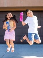 Pogo BPA-Free Tritan Plastic Water Bottle with Chug Lid, 32 Oz, Grey - Image 3