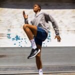 adidas 1 Liter (32 oz) Metal Water Bottle, Hot/Cold Double-Walled Insulated 18/8 Stainless Steel, Black/Silver Metallic, 32 Ounces - Image 3