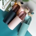 wangsdjy 34oz Glass Water Bottles with Silicone Sleeve, BPA Free Water Bottle Glass with Leak-Proof Lid, Reusable Water Bottle for Hot & Cold, Ideal for Hiking Travel Gym office (Black) - Image 5