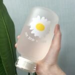 JZSMY 480ml Milk Juice Cute Water Bottle with Scale 2 Lids Little daisy Matte Portable Transparent Water Cup Glass Bottles Creative Handy Cup (Matte 1 flower) - Image 3