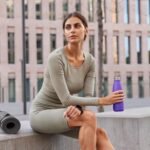 Mont-Clair l'O Stainless Steel Water Bottle, Vacuum insulated - BPA Free, 12h Hot & 24h Cold Drinks Bottle, Metal, 25 oz Leakproof, Ideal for Adult, Kids, Running - Purple - Image 5