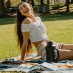 BOTTLE BOTTLE Insulated Water Bottle 64 oz with Straw and Dual-use Lid Half Gallon Jug for Men with Handle Vacuum Stainless Steel water bottle for Workout and Sports black - Image 3