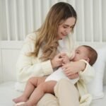 Glass Baby Bottles, Anti Colic Breastfeeding Bottle with Natural Response Nipple for Newborn Preemie 0+ Month, BPA Free, Wide Neck, Blue/2Pack/5oz - Image 3