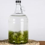 Dicunoy 1 Gallon Glass Jugs, 128 OZ Large Fermenting Jug with Seal Lid, Wine Growler Carboy Bottle with Handle for Juice, Milk, Water, Vinegar, Limoncello, Home Decoration, Change Jar - Image 8