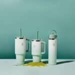 Hydro Flask 32 Oz Travel Tumbler with Handle, Lid and Straw - Insulated Stainless Steel in 32 Oz Matcha Ombre - Image 5