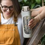 32oz Borosilicate Glass Water Bottle with Tea Infuser, Tea Tumbler with Strainer, Reusable Travel Mug with Sleeve & 2 Lids, for Hot or Cold Drinks - Image 8