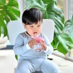 Youngever 8 Pack Kids Glass Jars With Straws, 6 Ounce Cups for Toddler, Mason Jars With Airtight Lids (8 Rainbow Colors) - Image 6