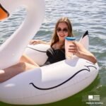 Tervis Peanuts Best Buddies Collection Snoopy Woodstock House Made in USA Double Walled Insulated Tumbler Travel Cup Keeps Drinks Cold & Hot, 24oz, Felt - Image 6