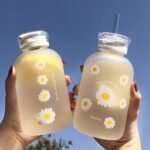 JZSMY 480ml Milk Juice Cute Water Bottle with Scale 2 Lids Little daisy Matte Portable Transparent Water Cup Glass Bottles Creative Handy Cup (1Pcs Six Flowers) - Image 2