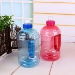 Akozon Water Bottle 1 Liter Water Jug 1L H20 Arrow Water Bottle Large Bottle BPA Free Plastic Cap Kettle Drinking Container with Handle for Outdoor Training Party Fitness Gym Sports - Image 3