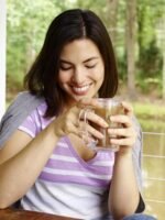 Tervis Clear & Colorful Tabletop Made in USA Double Walled Insulated Tumbler Travel Cup Keeps Drinks Cold & Hot, 16oz Mug, Clear - Image 4