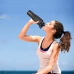 HYDROWION Insulated Water Bottle, 32oz Water Bottle with Straw Lid, Double Walled Leak Proof 32oz Vacuum Bottle (Cold for 48 Hrs,Hot for 24 Hrs) Fit in Any Car Cupholder, White&Black - Image 6